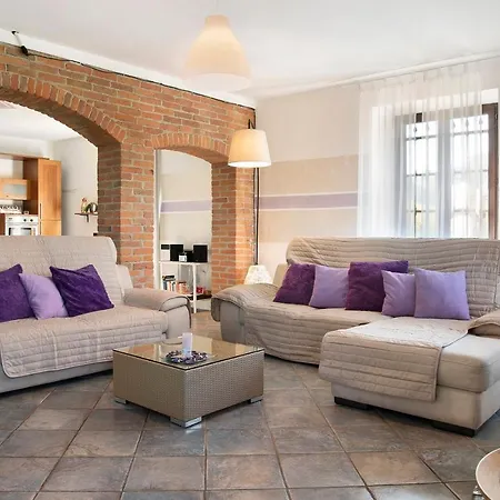 Apartamento Dolce CastellʼAlfero